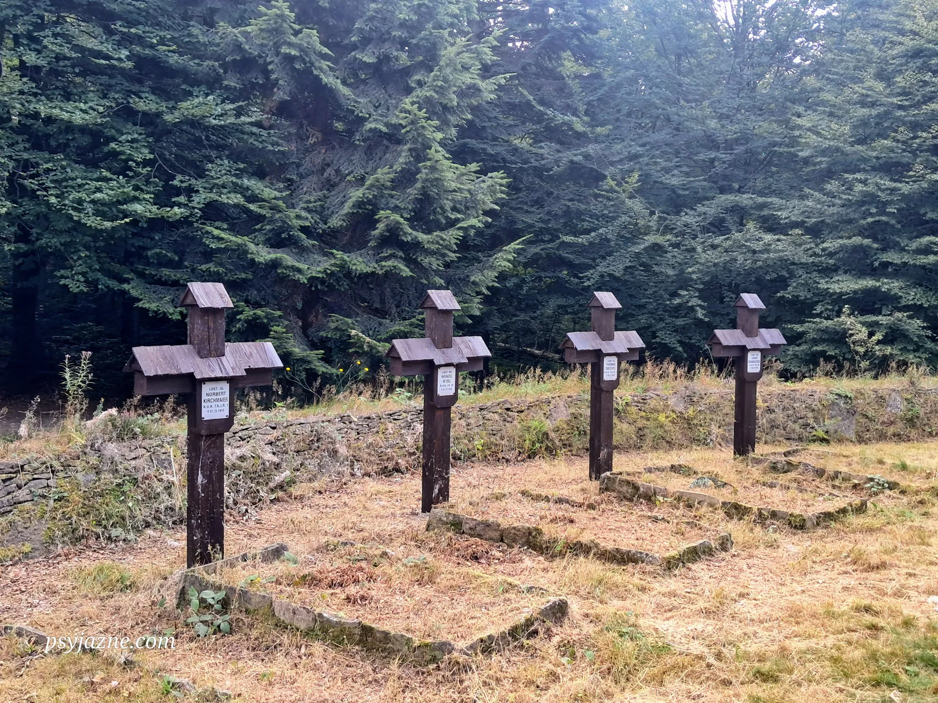 Cmentarz wojenny nr 51 Rotunda