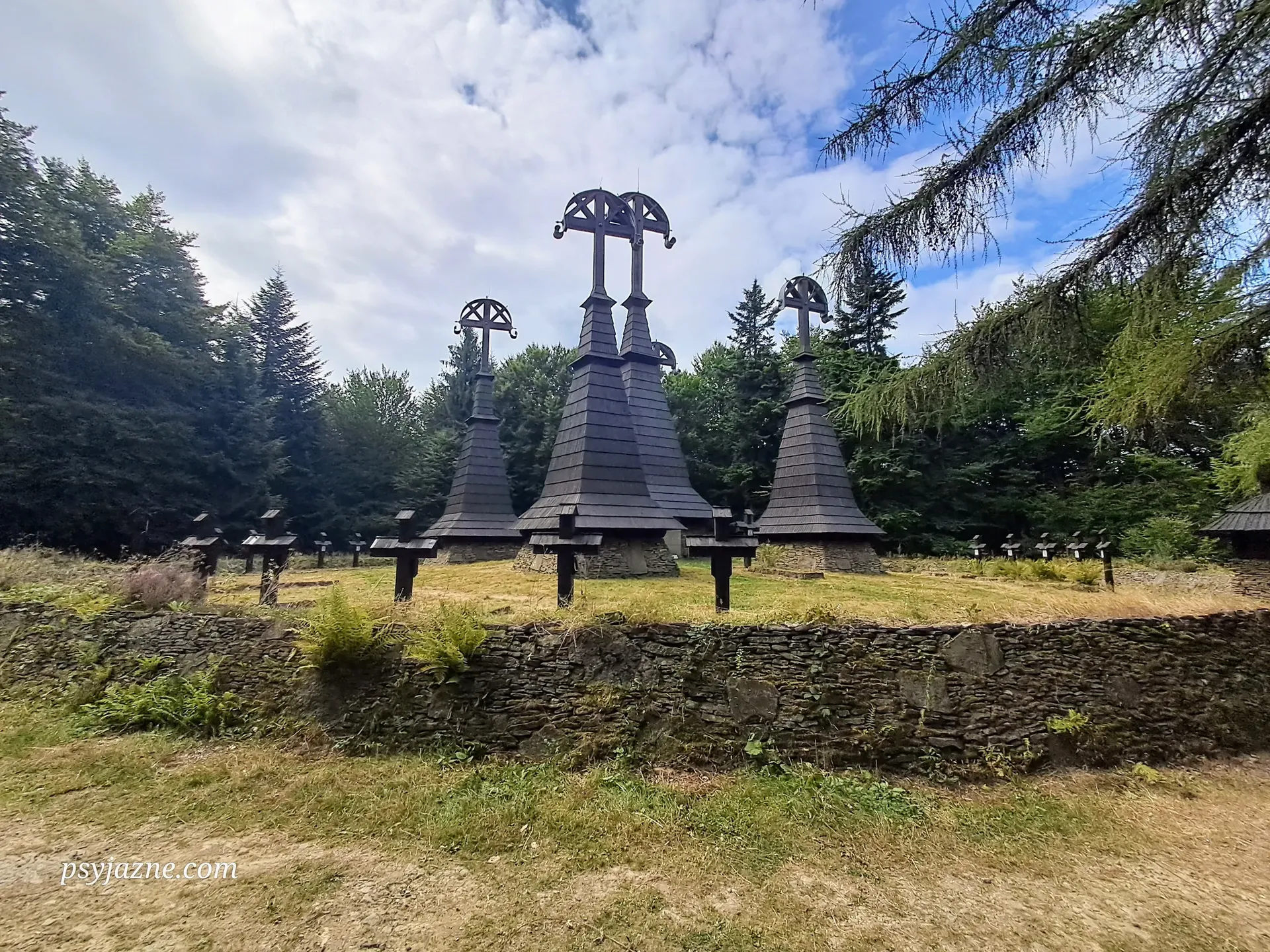 Rotunda, Beskid Niski